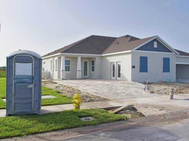 Porta potty delivery and setup in Cortez, FL